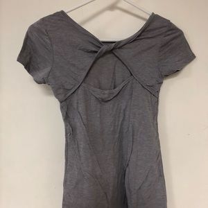 Delia’s Grey Twist-Back T-Shirt